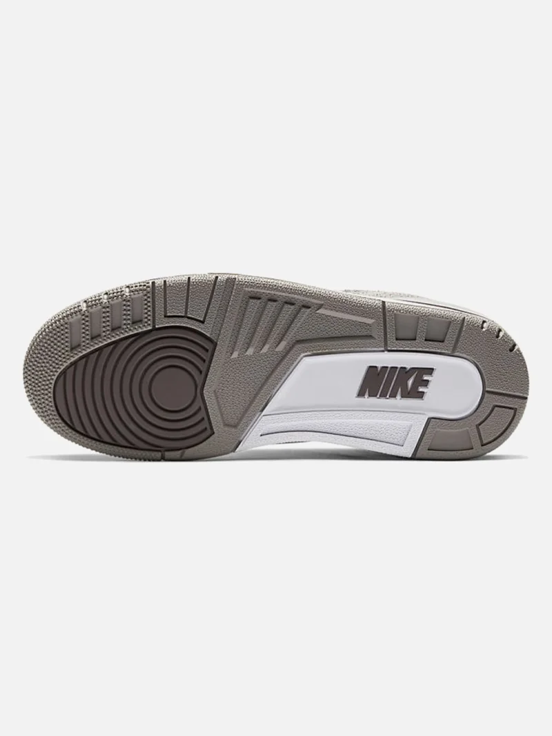 Air Jordan 3 - Image 6