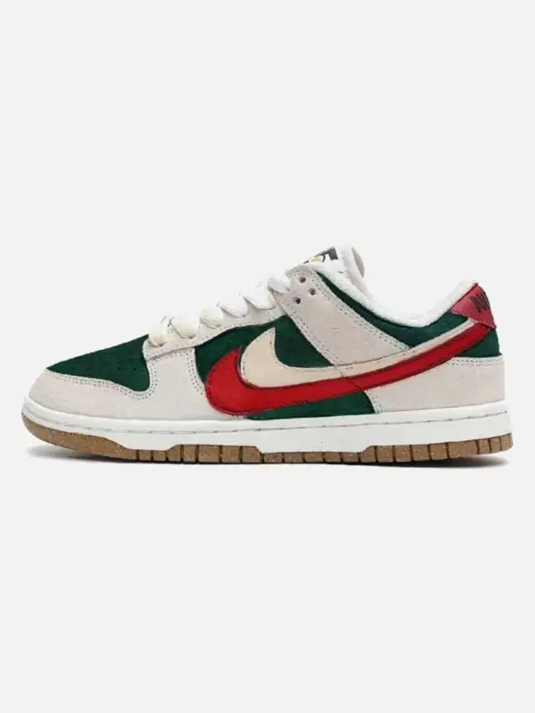 SB Dunk